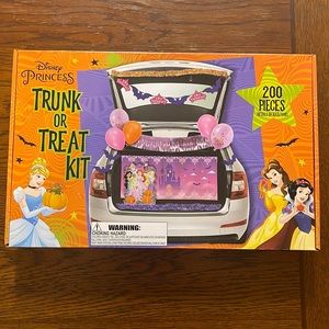 New Disney princess trunk or treat kit 200 pieces
